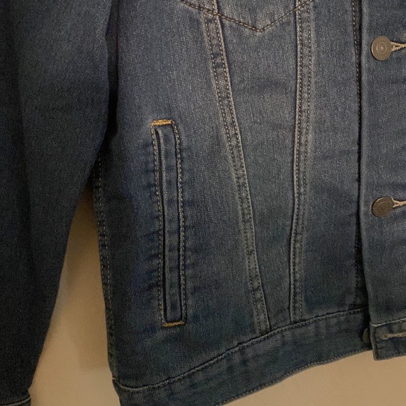 Levi Jacket - - Picture 5 of 9